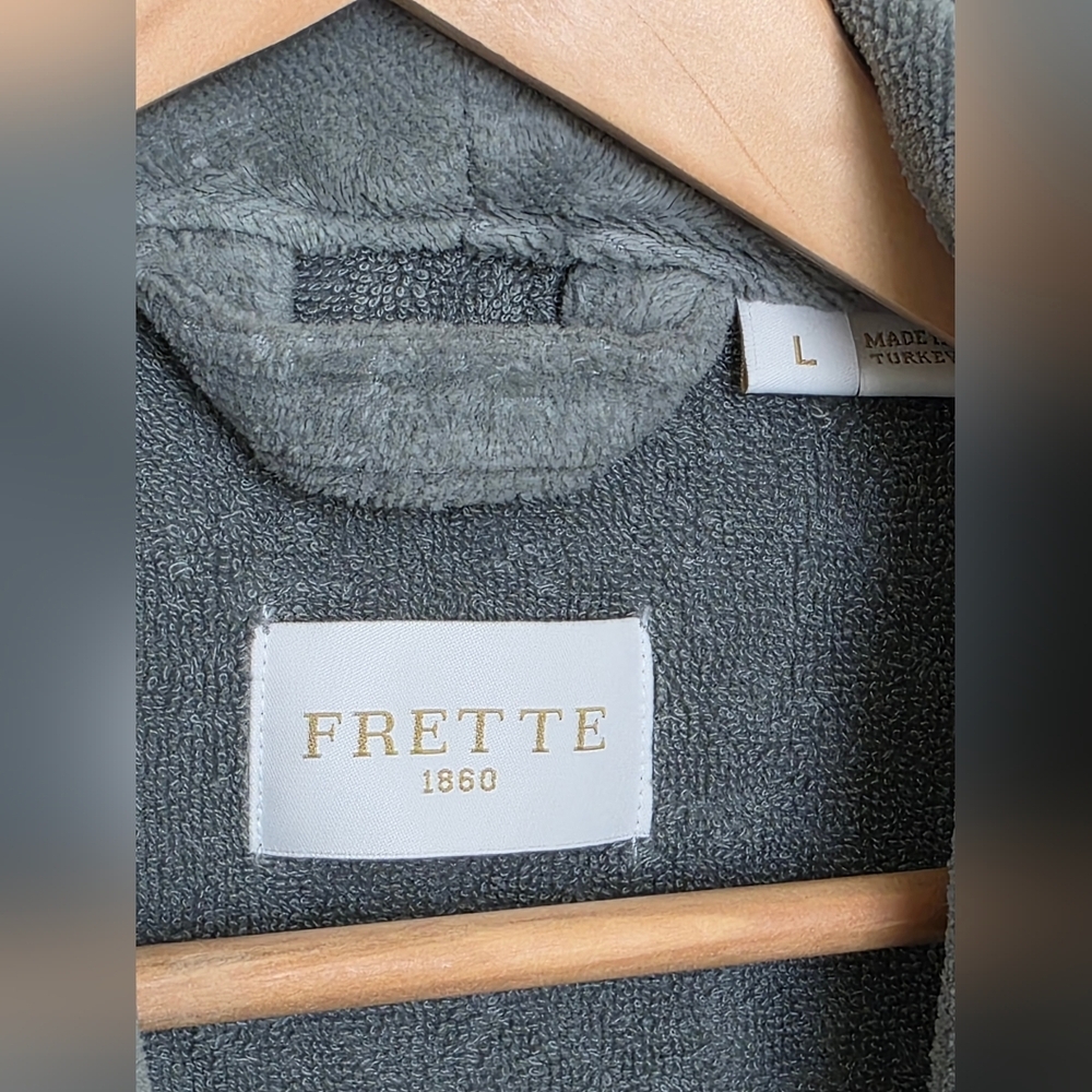 CYBER MONDAY! Frette Velour Shawl Collar Robe In Grey Size Large - Picture 6 of 6